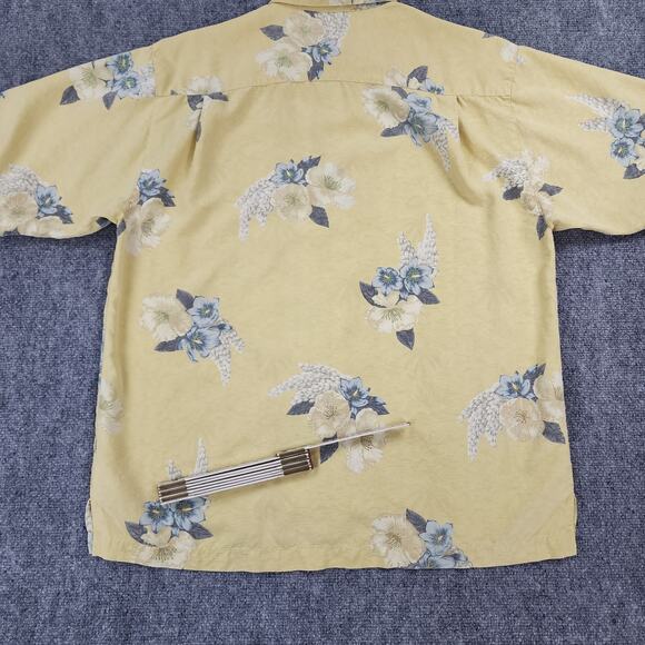 Tommy Bahama Shirt Mens Medium Yellow Silk Button Up Hawaiian Camp Loop Collar - Picture 13 of 16